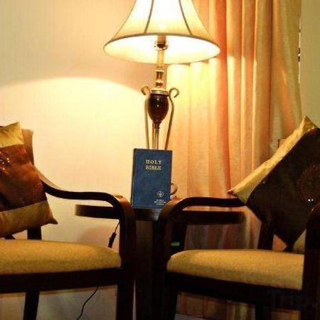 D' Leonor Hotel Davao Экстерьер фото