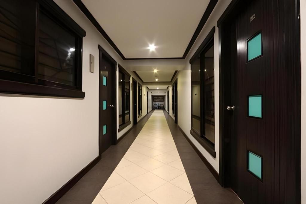 D' Leonor Hotel Davao Экстерьер фото