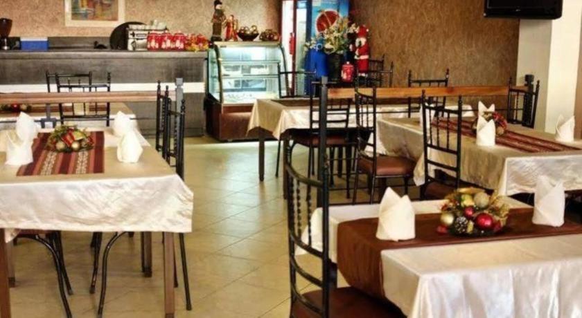 D' Leonor Hotel Davao Экстерьер фото