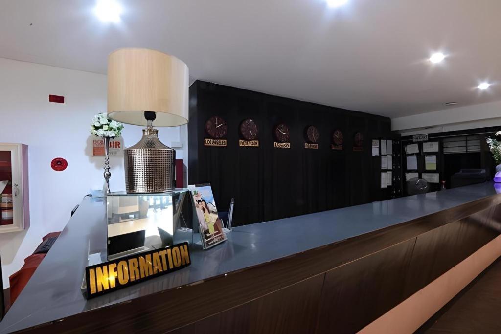 D' Leonor Hotel Davao Экстерьер фото